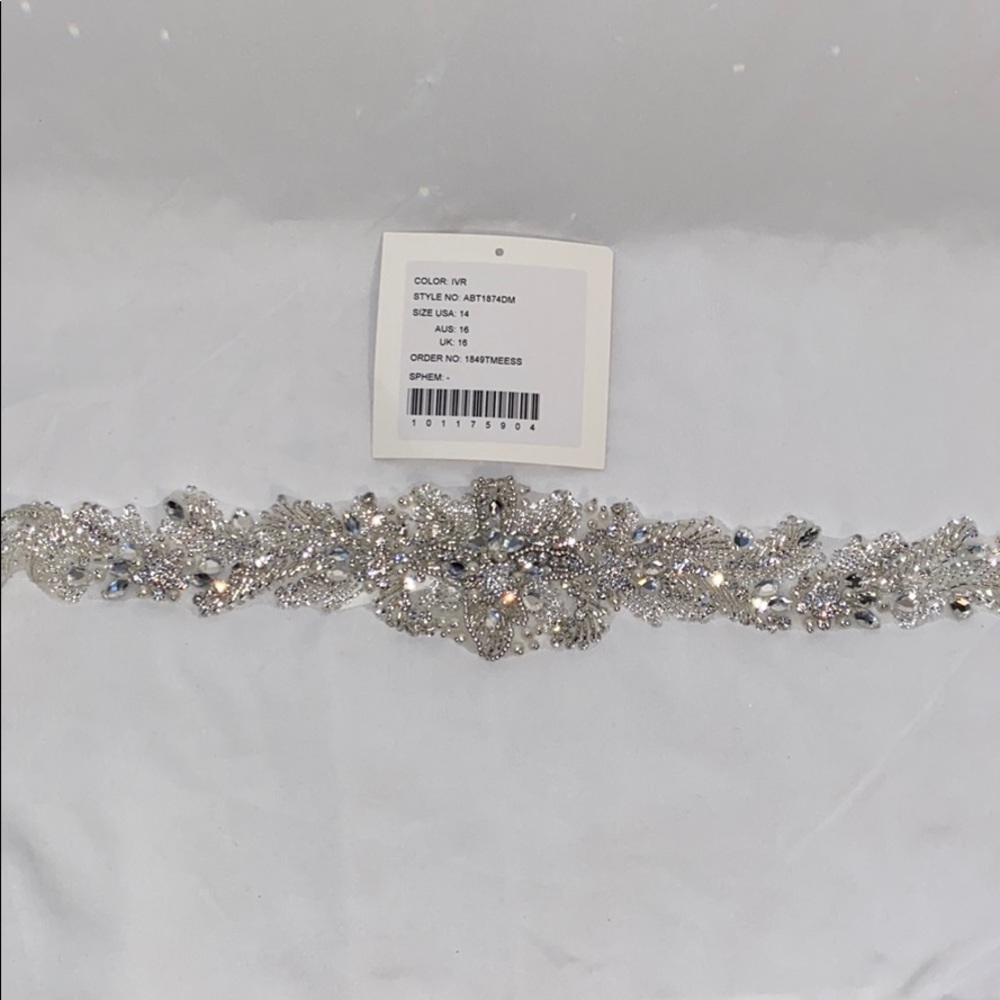 Essence of Australia wedding gown belt- BRAND NEW